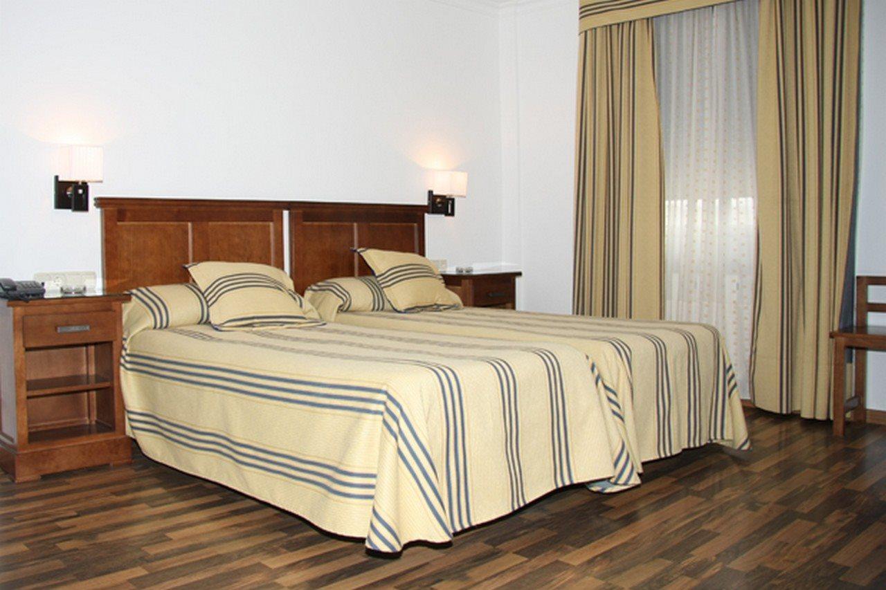 Hotel Mulhacen Guadix Exterior photo