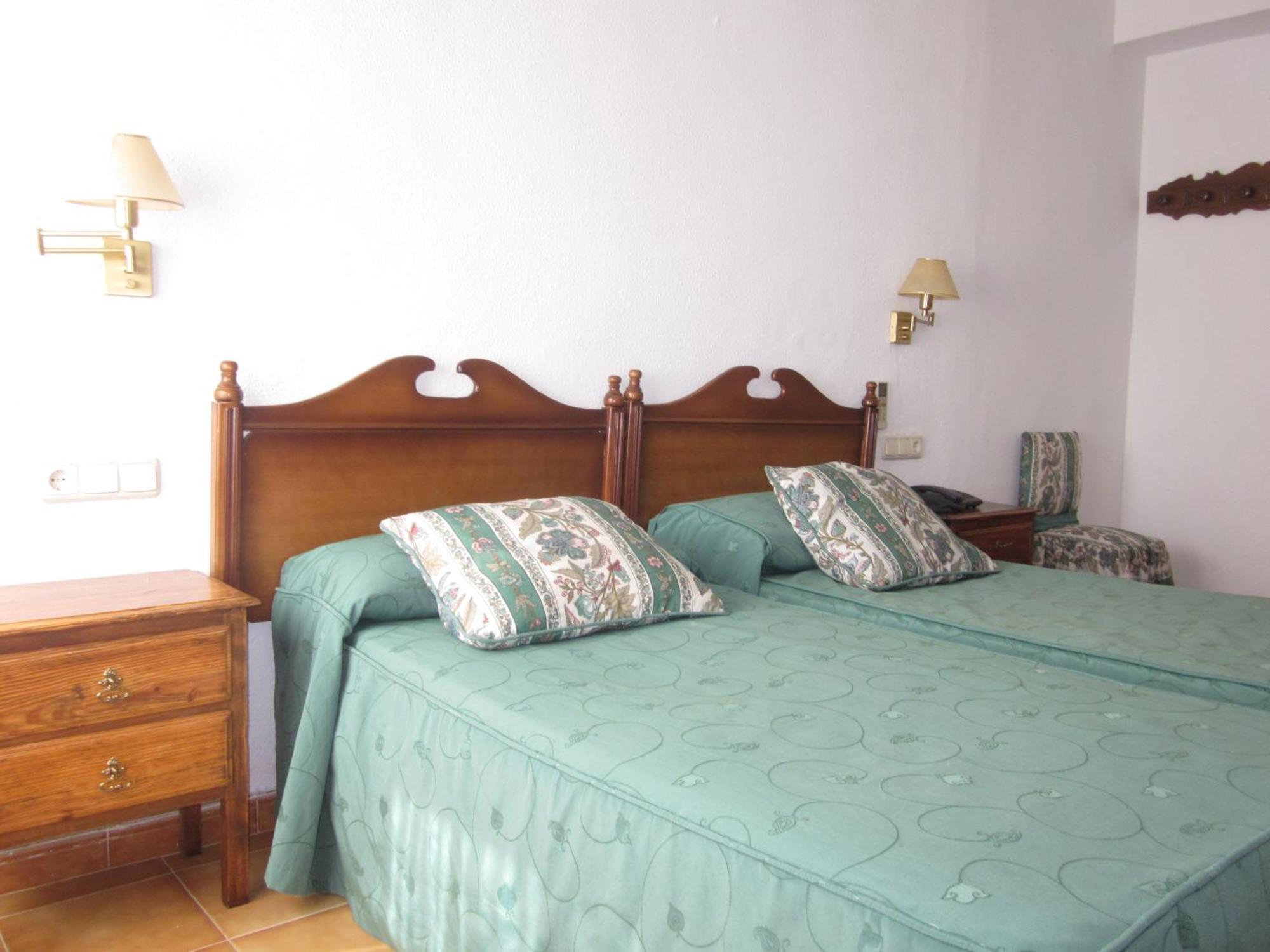 Hotel Mulhacen Guadix Room photo